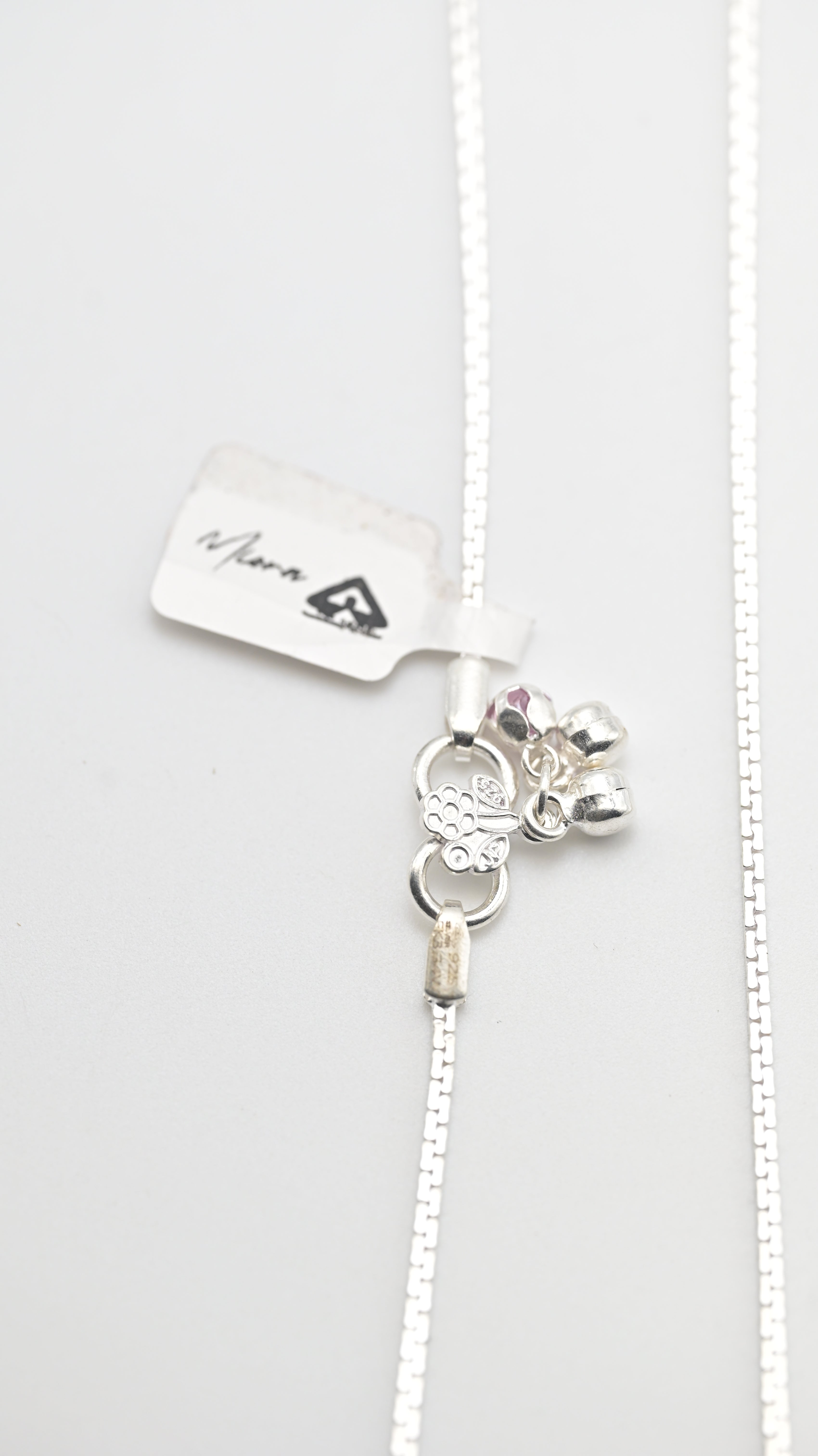 Box Chain Anklet with Floral Charm & Bead Detailing