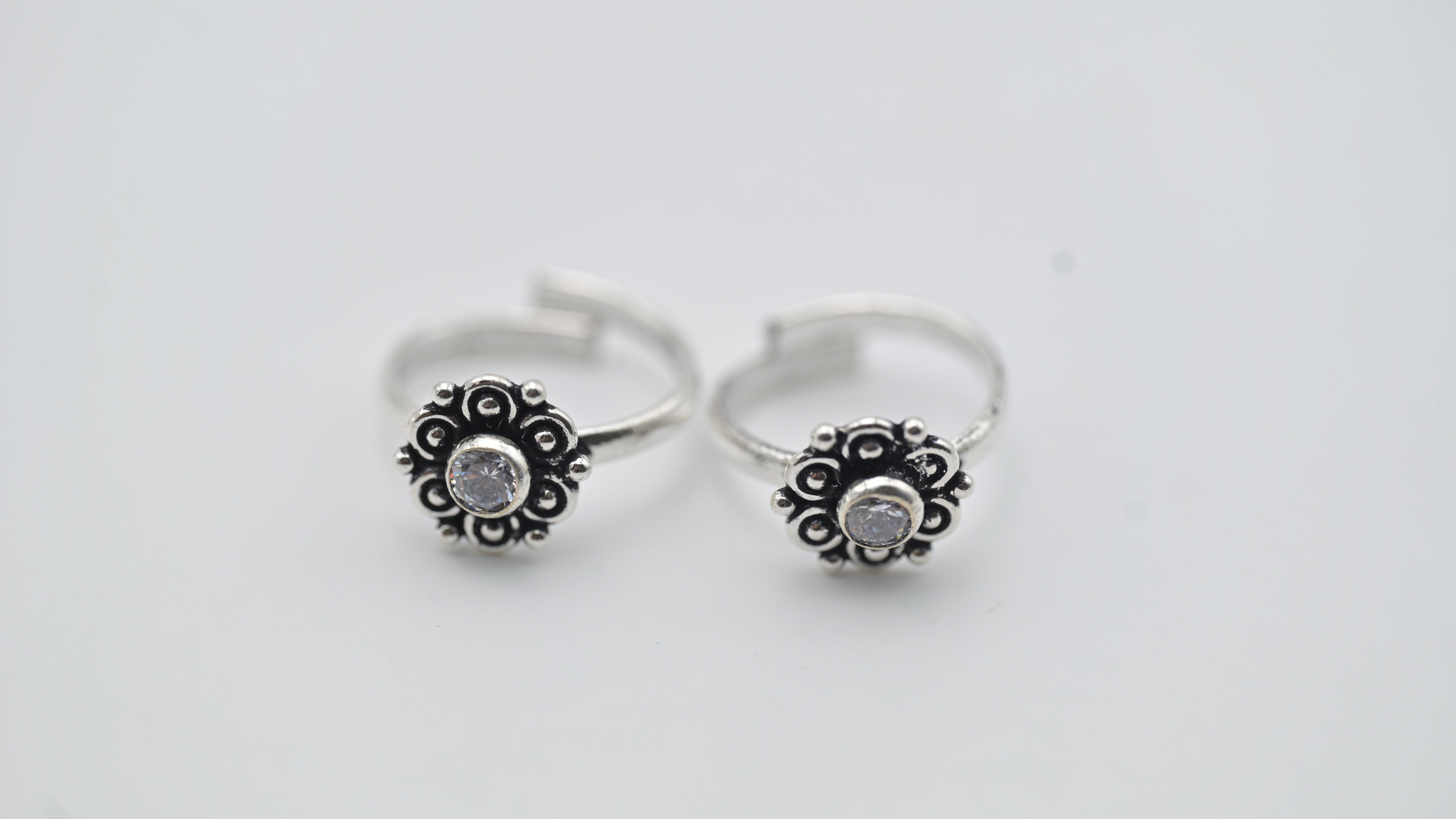 Floral Swirl Adjustable Toe Rings